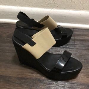 Charles David wedges size8